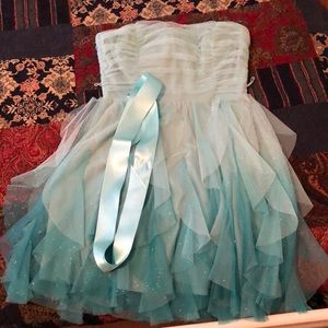 Blue ombré strapless dress